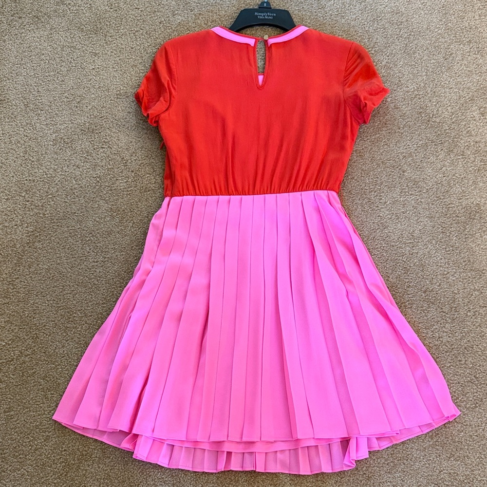 Juicy Couture Pink and Red Pleated Short-Sleeve Silk Blend Dress 2 - Picture 2 of 6